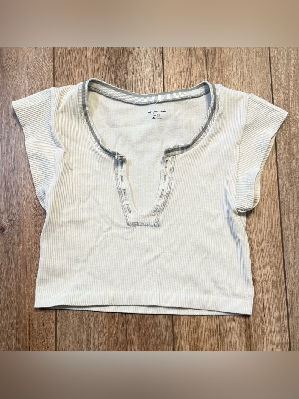 Urban Outfitters Cream Ribbed Cropped Short Sleeve Top with Grey Trim